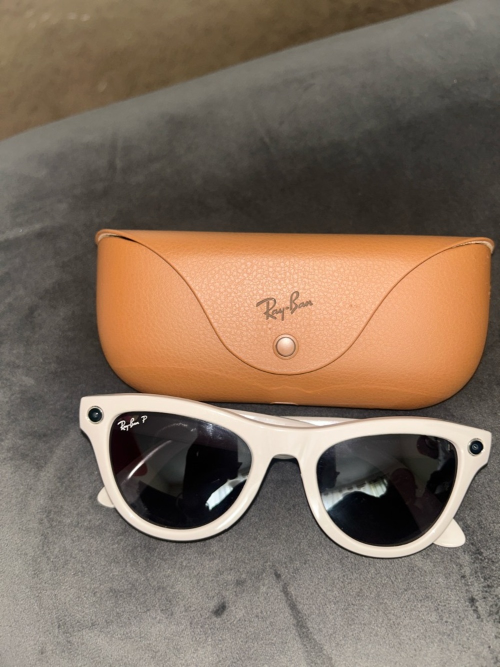 Ray-Ban Cream Cat-Eye Sunglasses with Brown Case